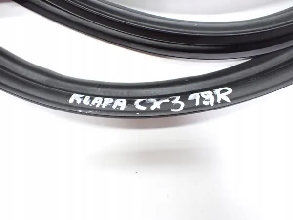 Mazda CX-3 Heckklappendichtung OEM 19R - Gebraucht image 3