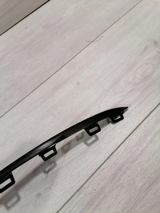 MB GLE W167 Griglia Inferiore Sinistra A1678855005 image 2