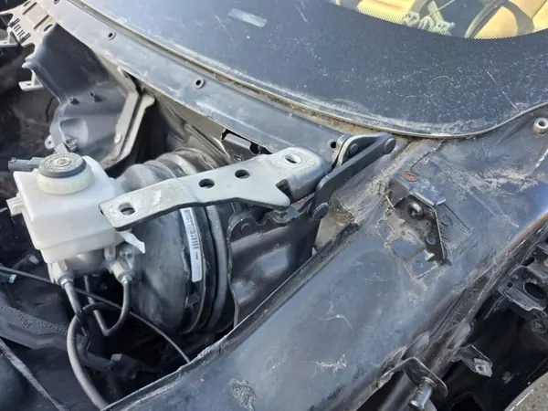 BMW X5 E70/E71 Rechte Motorhaubenscharnier OEM 41007198618 image 3