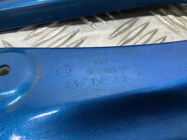 Skoda OE 5E0821141 Stödfäste för Skärm image 2