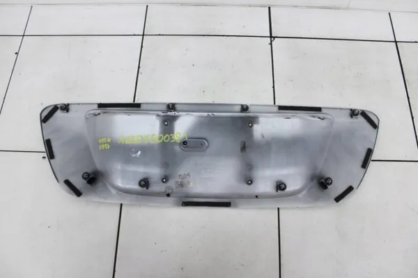 Moldura maletero Mercedes Clase S W220 OEM A2207500381 image 4