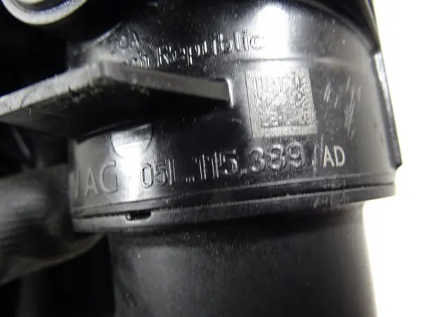Oljefilterhus Audi Q3 OEM 05L115389AD 2018-2025 image 5