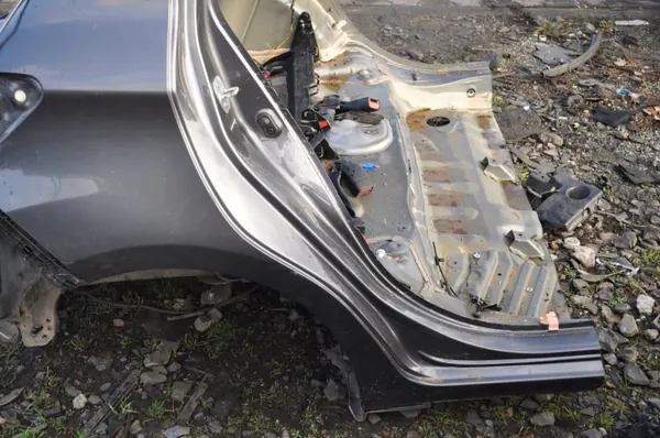 Toyota Yaris III 2018 Achter spatbord kwart OEM DUP. image 9
