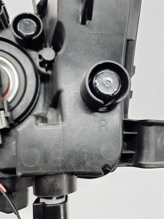 Farol Direito Halogéneo DRL OEM MC7 para Hyundai Tucson II image 5