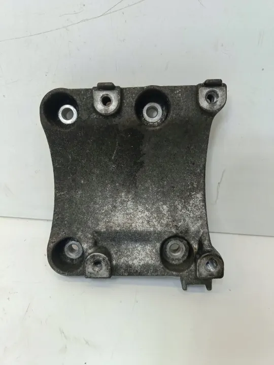 Support compresseur clim OEM 10698 pour Honda Accord image 2
