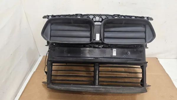 Rattstolpe luftintag OEM 7411252010 Fram BMW X2 image 2