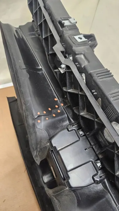 Rattstolpe luftintag OEM 7411252010 Fram BMW X2 image 5