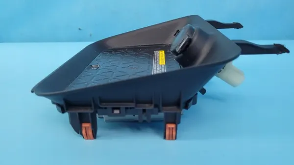 Toyota OEM 861C0-42020 Carregador Indução & Porta USB image 8