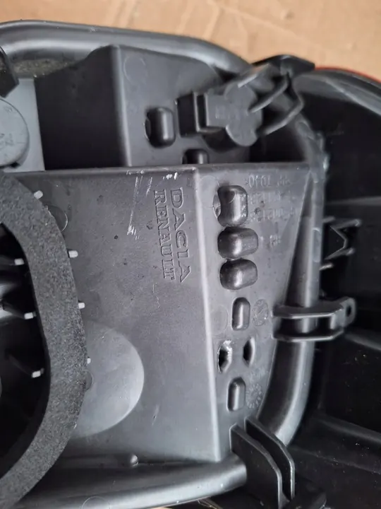 Höger baklampa Dacia Sandero III image 8
