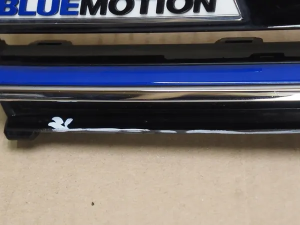 VW Golf VII frontgrill OEM 5G0853655N Bluemotion image 4