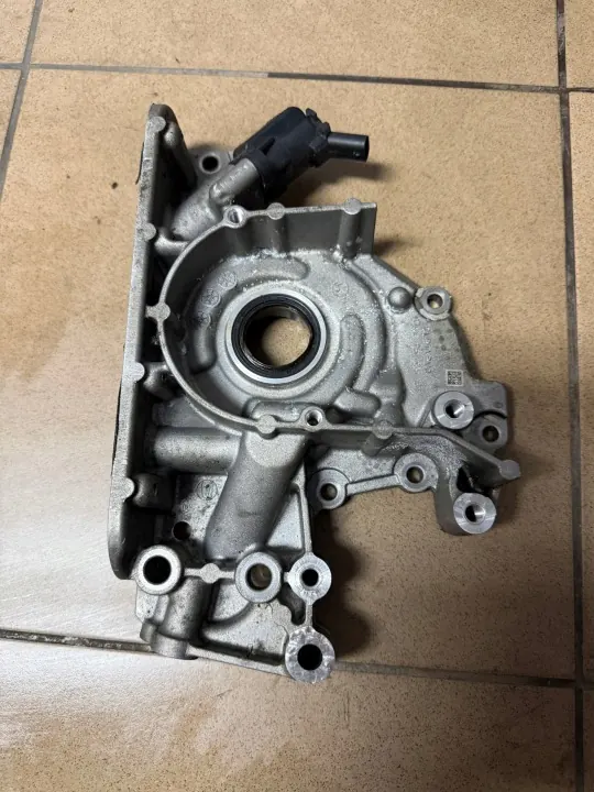 Pompe à huile OEM 04E115105BT pour VW Audi Seat Skoda image 2