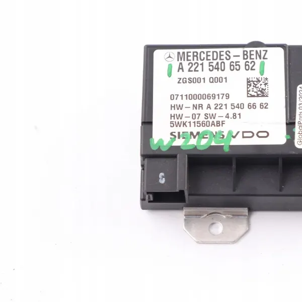 Mercedes W176 W204 C207 C218 W246 Fuel Pump Module A0009001803 image 2