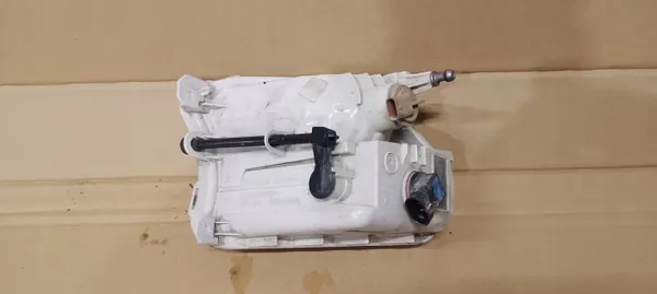Höger Halogenstrålkastare Ford Kuga MK2 OEM GV44-13B220-A image 7