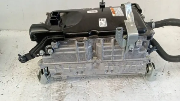 Toyota C-HR Wechselrichter G9200-76060 - Gebrauchtes OEM-Teil image 2
