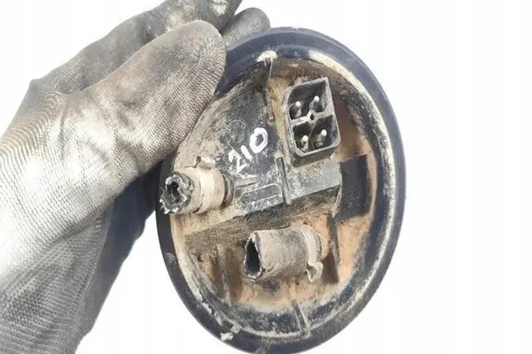 Polttoainepumppu BMW 3 TOURING (E36) 1.66L Diesel image 3