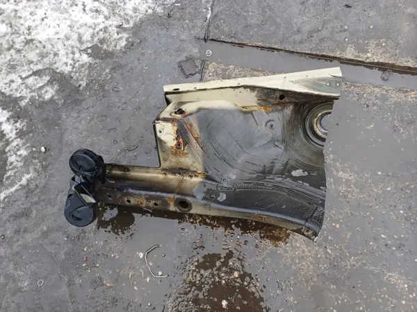 VW Golf 4 IV 97- Rail Quart Avant Gauche OEM image 3