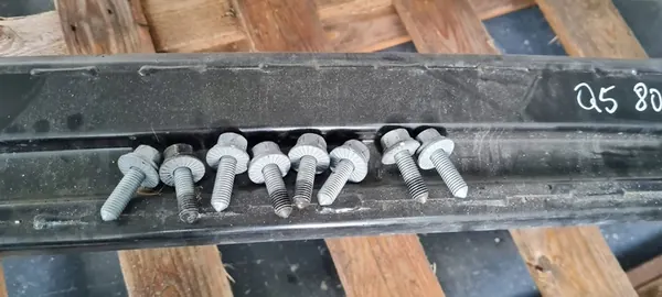 Audi Q5 takapuskuri 80A807309C image 6