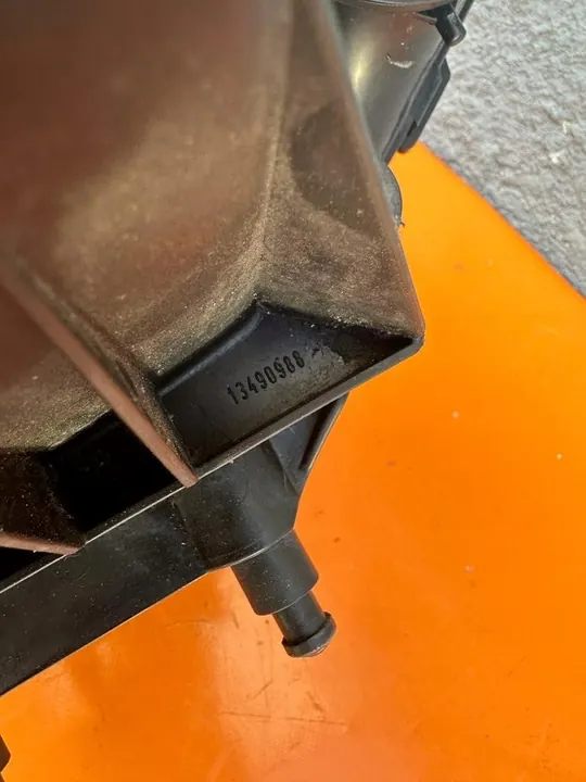 OPEL MOKKA Ilmansuodattimen Kotelo 13490988 image 2