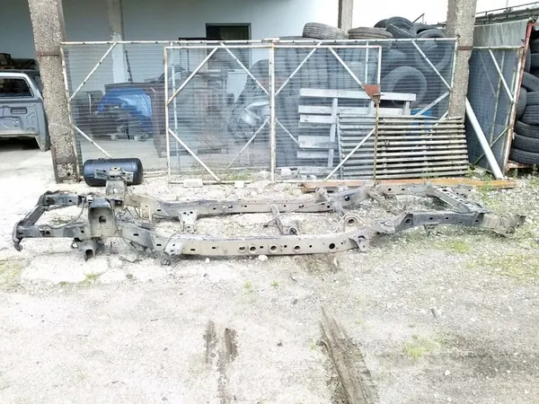 Cadre Volkswagen Amarok image 1