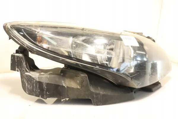 Oikea Etuvalo Renault Megane III image 3