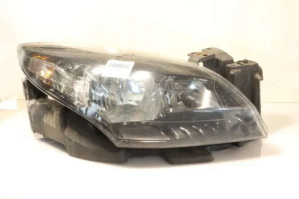 Oikea Etuvalo Renault Megane III image 5