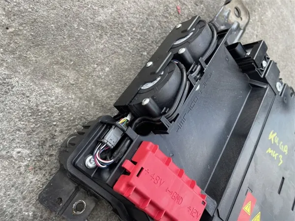 OEM LX68-10B759-HK hybridiakku Ford Kuga MK3:lle image 5