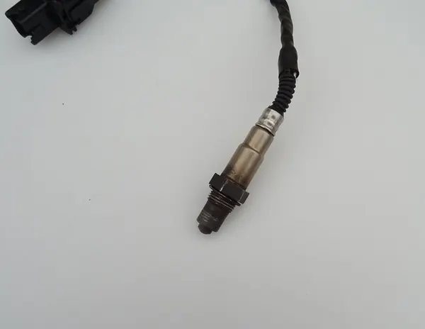 2010+ CAMARO 6.2 SS Sensor Lambda image 2