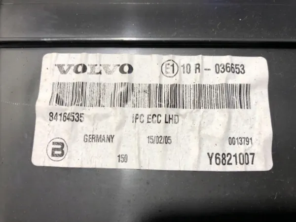 Calefactor OEM 84164535 para Volvo FH II - Usado image 4