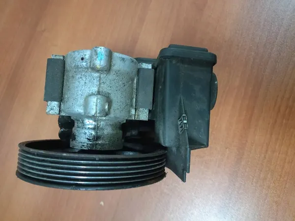 Bomba de direção assistida Peugeot Citroen 26064217 image 3