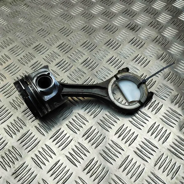 Audi A5 Sportback 3.0L Kolv image 3