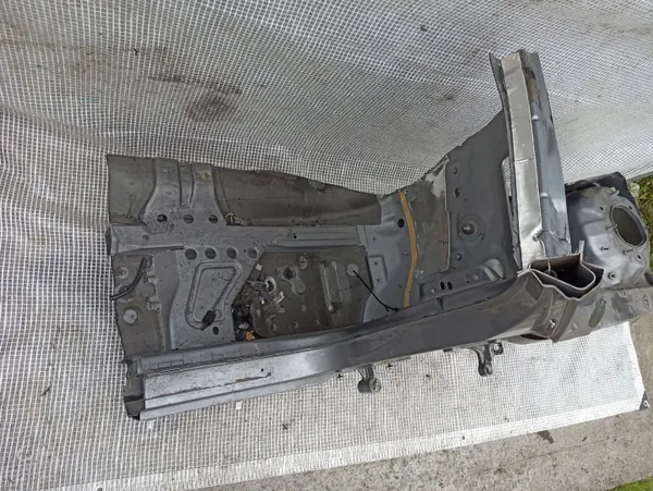 Mercedes W212 E-Klasse rechte Seitenteil OEM image 6