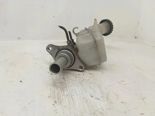 Jarru sylinteri OEM 06335610101 Mitsubishi Outlanderille image 3