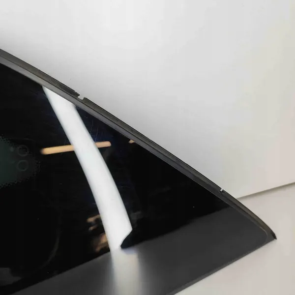 Ventana Trasera Derecha Usada OEM A1676708400 Mercedes image 3