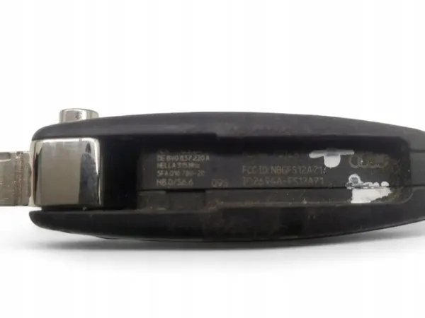 Llave Audi A3 S3 8V OEM 8V0837220A - Usada image 3