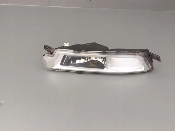 VOLKSWAGEN PASSAT (B8) 2014- FAROL ANTI NEBLINA ESQUERDO 3G0941661L image 2