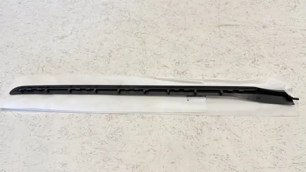 Frontscheibenleiste rechts OEM 7933088 BMW 4 i4 image 4