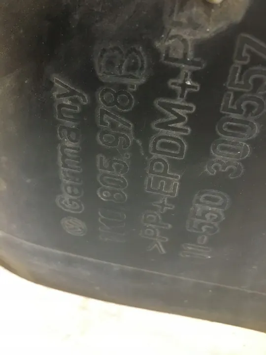 Golf 5 Front Wheel Arch Left Right 1K0805978B 1K0805977B image 5