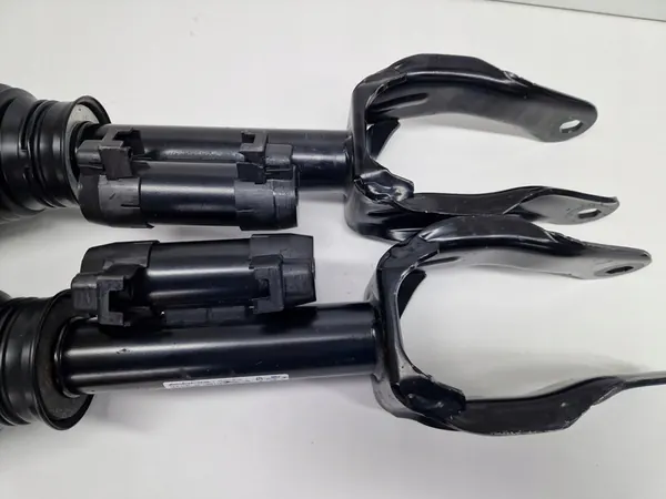 AMMORTIZZATORE MERCEDES W167 AMG A1673206504 A1673206604 image 7