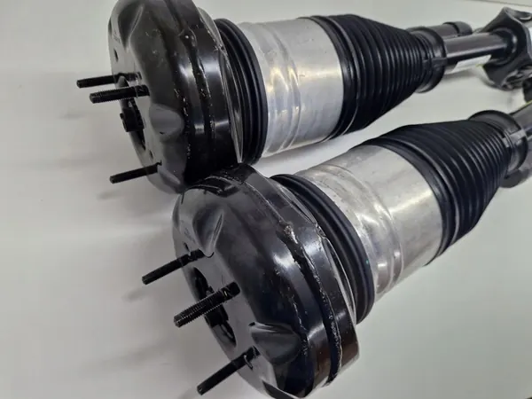 AMMORTIZZATORE MERCEDES W167 AMG A1673206504 A1673206604 image 9