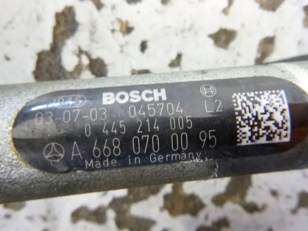 Rampe d'injection Capteurs Mercedes W168 1.7CDI A6680700095 image 9