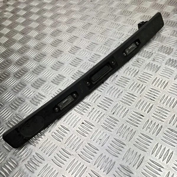 Volvo XC60 2008-13 Heckklappenleiste OEM 31297210 image 2