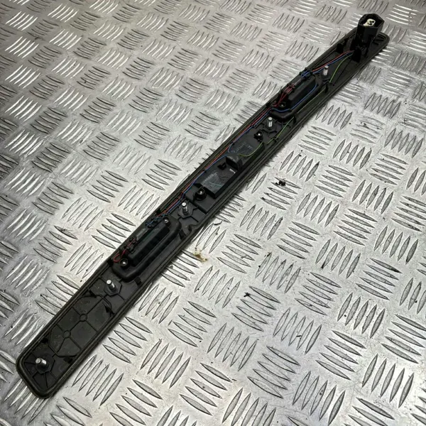 Volvo XC60 2008-13 Heckklappenleiste OEM 31297210 image 5