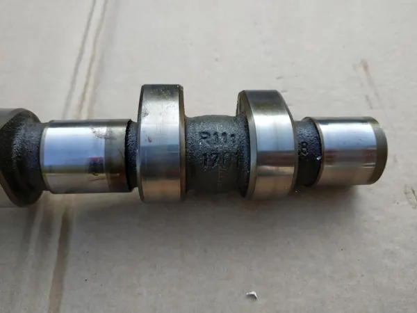 Arbre à cames échappement OEM R1111701 Mercedes Classe C image 6