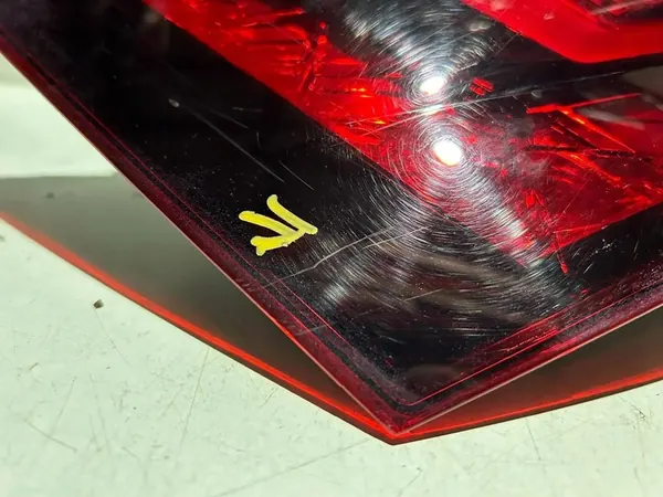 LÁMPARA TRASERA IZQUIERDA SKODA SUPERB III KOMBI 3V5 ORIGINAL image 3