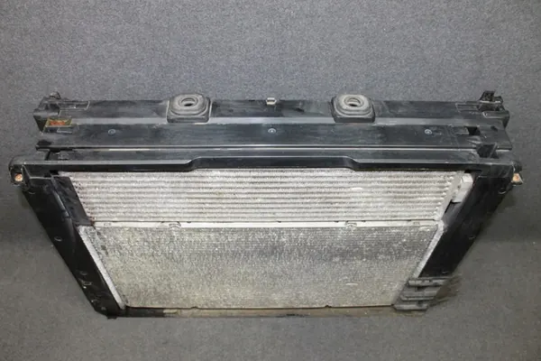 Conjunto de refrigeración de agua BMW F10 F01 M550DX OEM image 5