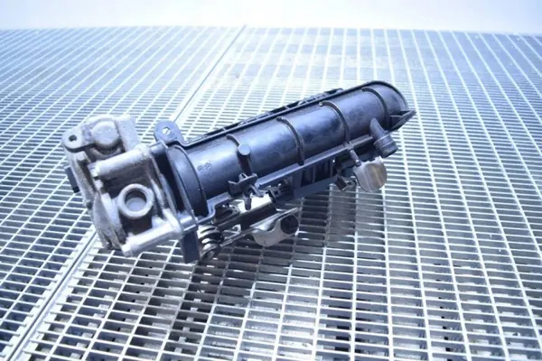 Colector de admisión OEM 140030105R para Renault Captur image 4