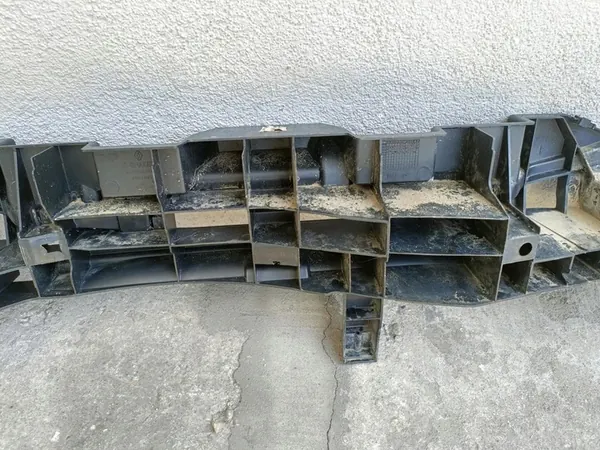 Renault Twingo II Takapuskuri Iskunvaimennin OEM 8200637077 image 5