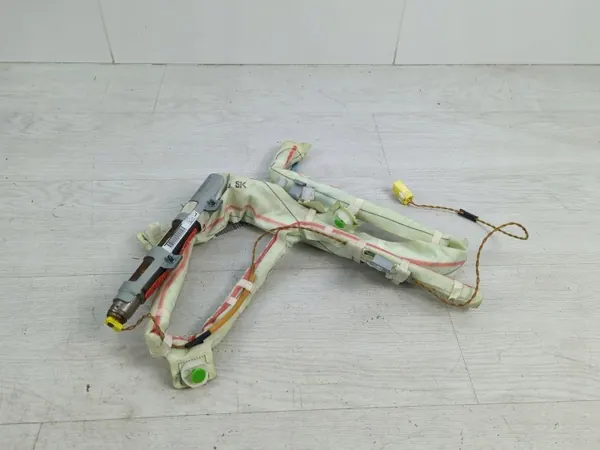 OEM L6109780 Vänster Airbaggardin Mazda 3 image 2