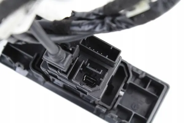 OEM GC3T-14F014-AB USB-pistorasia Kortinlukija Ford Mondeo image 3