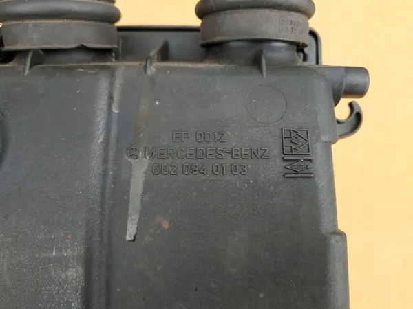 Ilmansuodattimen kotelo Mercedes 124 W124 2.5 DIESEL image 10